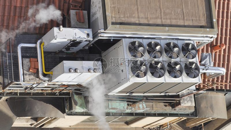 水冷螺桿冷水機：揭秘其工作原理與選型要點